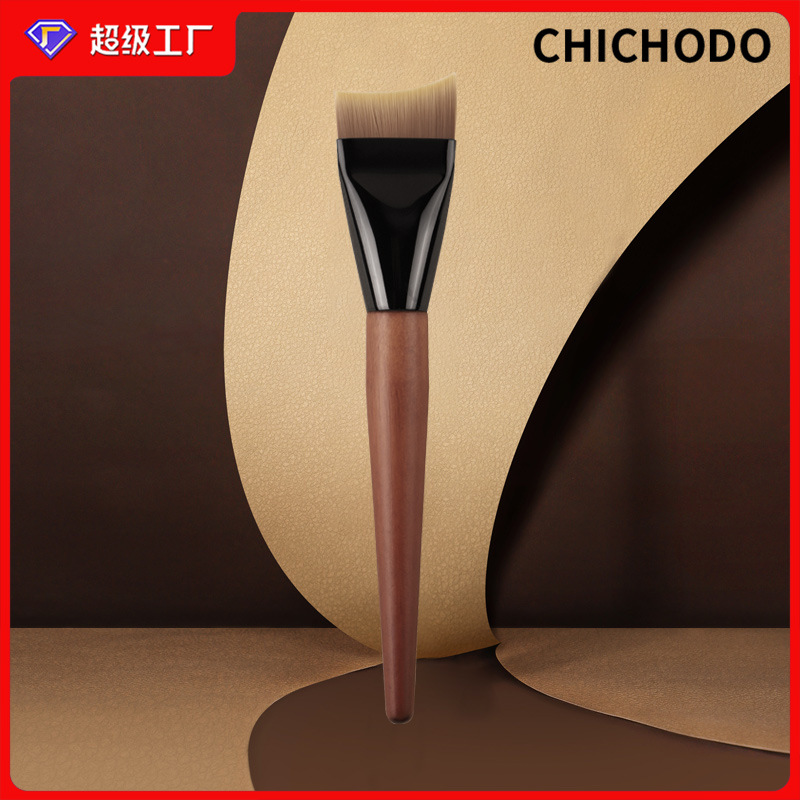 Makeup Brushes 101: Tools for a Flawless Foundation Finish